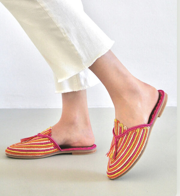 tawsa slippers Handcrafted by Moroccan artisans -red